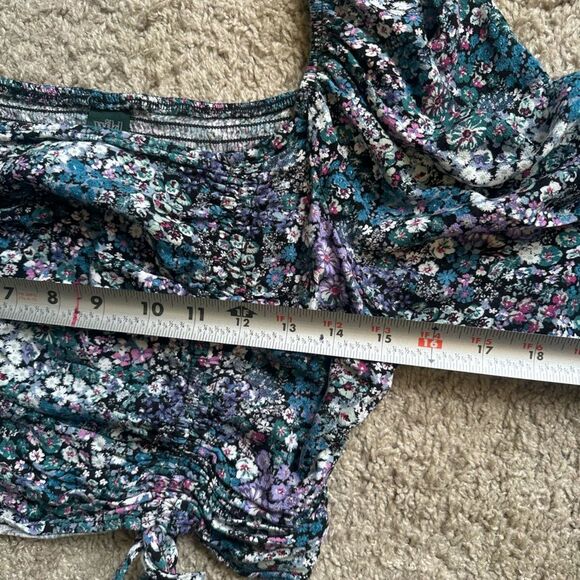 5 for $40 Wild Fable Top Blouse Shirt Size L Crop Floral - Picture 7 of 7